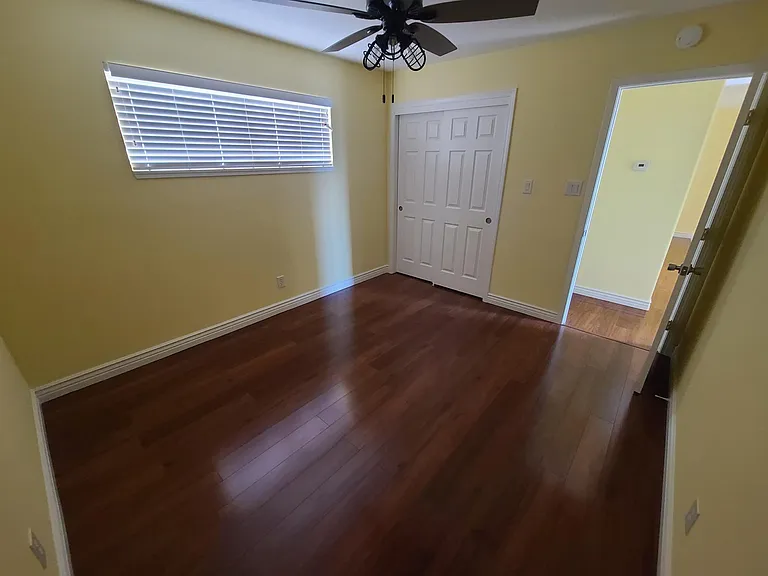 381A Elizabeth Ct — Photo 9