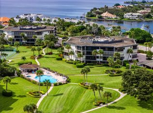 1821 Mooringline Dr APT 1D, Vero Beach, FL 32963