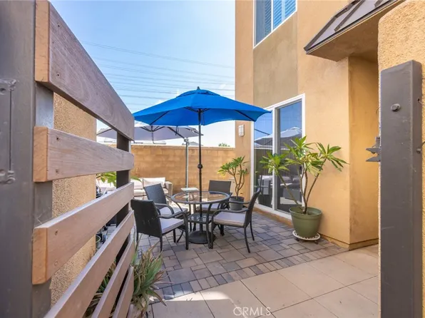 1588 W Artesia Sq Unit H, Gardena, CA 90248