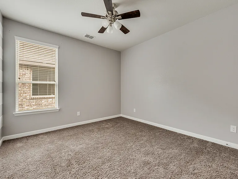 1601 Bunting Dr — Photo 16