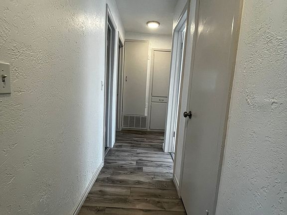 5th image of 4013 NW Lindy Ave