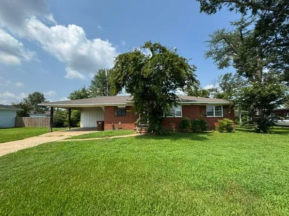 1217 Brown St, Amory, MS 38821