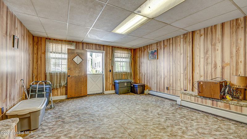 3rd image of 20 Reid Street