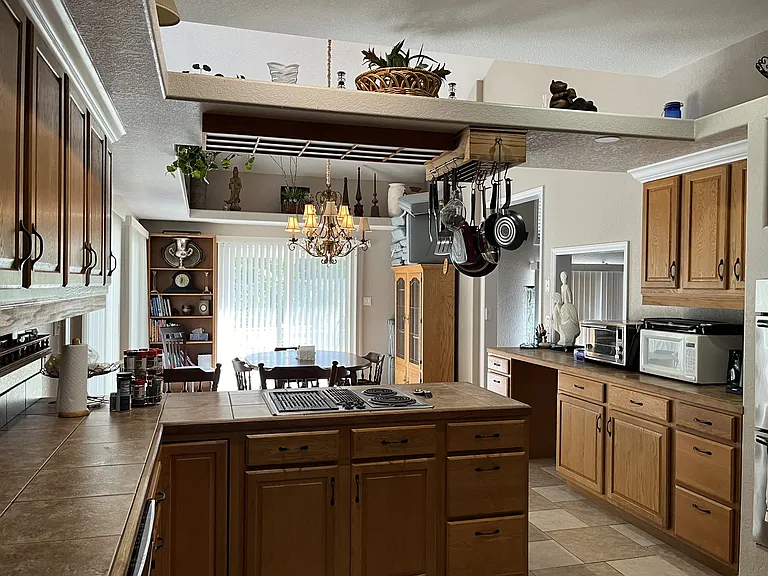 Sand Creek Ln — Photo 8