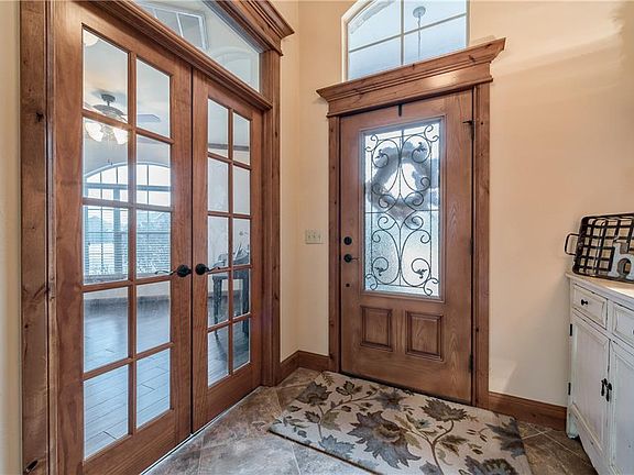 4th image of 8521 SW 57th St