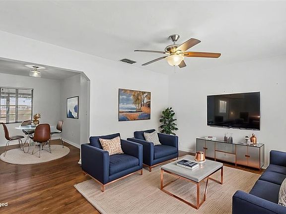 3rd image of 1032 E PALMETTO STREET E