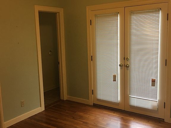 3 bedroom