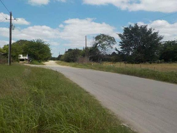 3rd image of 18230 County Road 2529