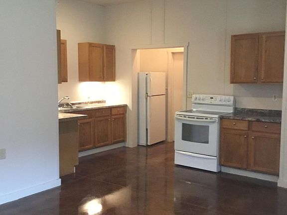 2nd image of 263 Brookhollow Dr #C