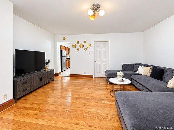 4th image of 147-48 24th Avenue