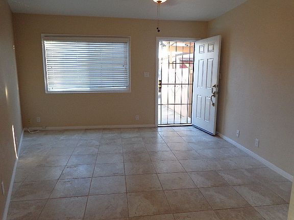 2nd image of 3376-3382 Bayside Ln #3376