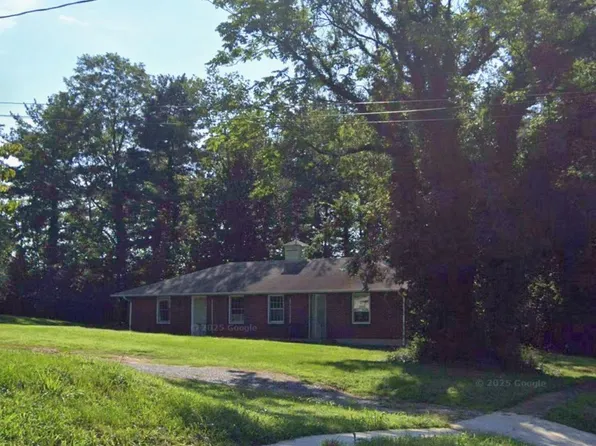 1348 Englewood St, Lynchburg, VA 24501