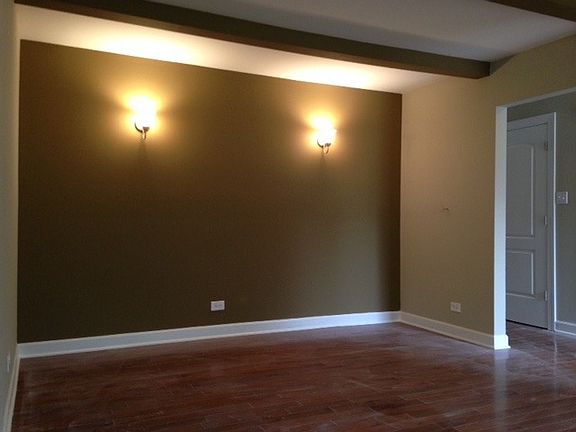 3rd image of 1S252 Ingersoll Ln