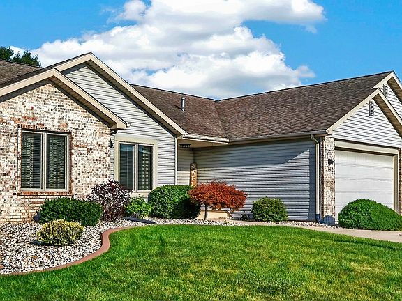 4th image of 17705 Juniper Ln