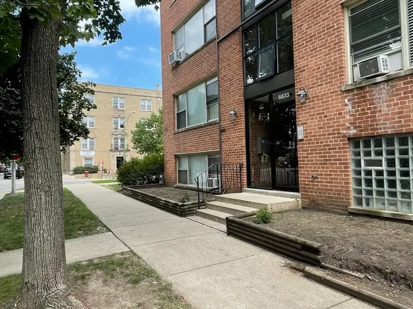 6833 N Oakley Ave APT 3B, Chicago, IL 60645