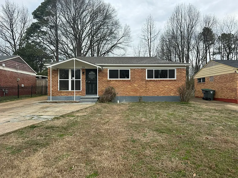 256 Delta Rd — Photo 1