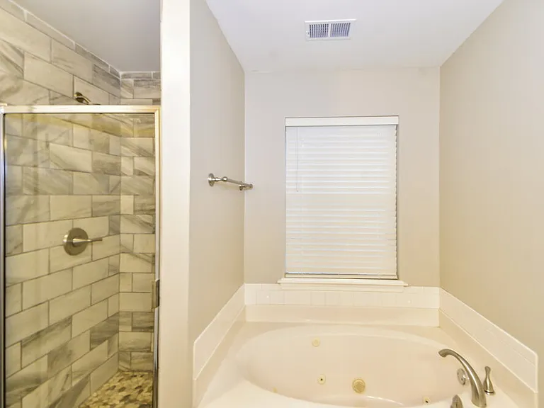5885 Southridge Dr — Photo 7