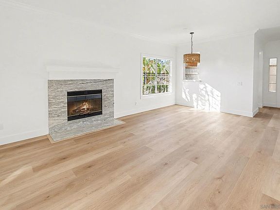 4th image of 3867 Creststone Pl