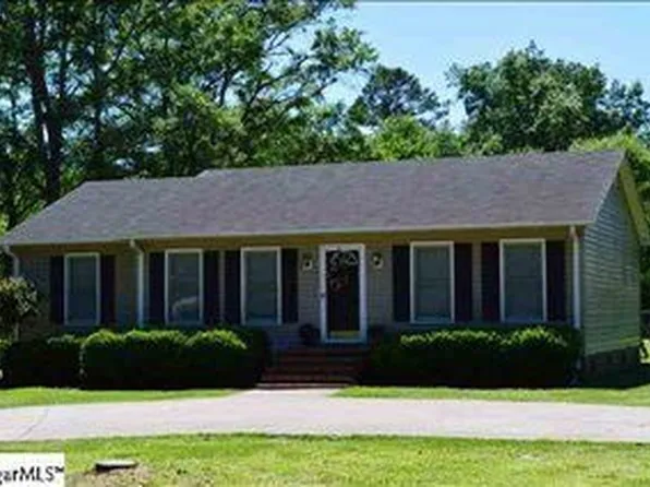 806 Tripp St, Williamston, SC 29697