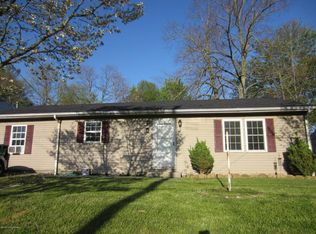 82 Hazel Lawn Dr, Shelbyville, KY 40065