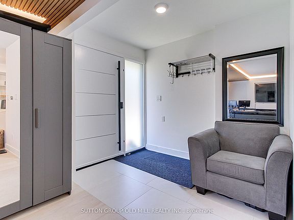 3rd image of 23 Moore Park Cres
