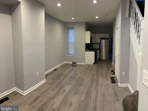 5911 Summer St, Philadelphia, PA 19139