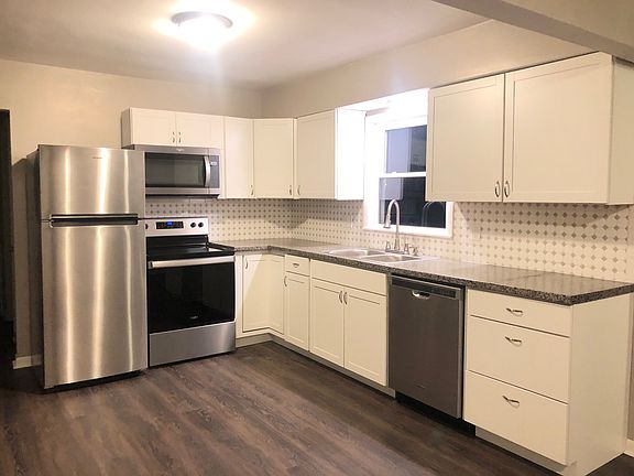 3rd image of 339 N Ridgeway Dr
