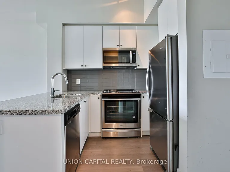555 William Graham Dr #437 — Photo 2