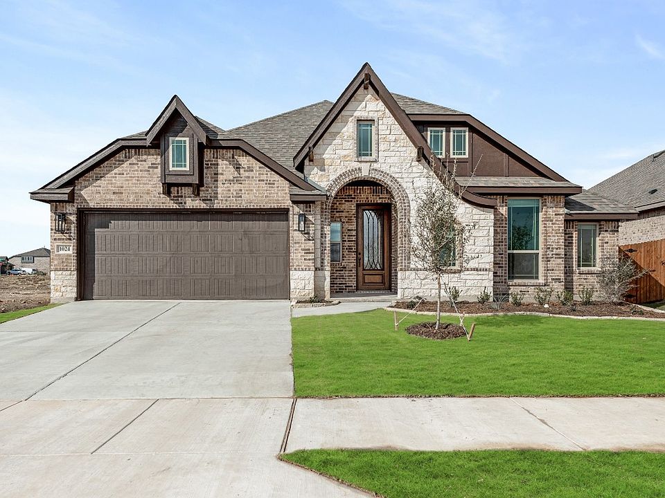 1st image of 1024 Hickory Chase Dr