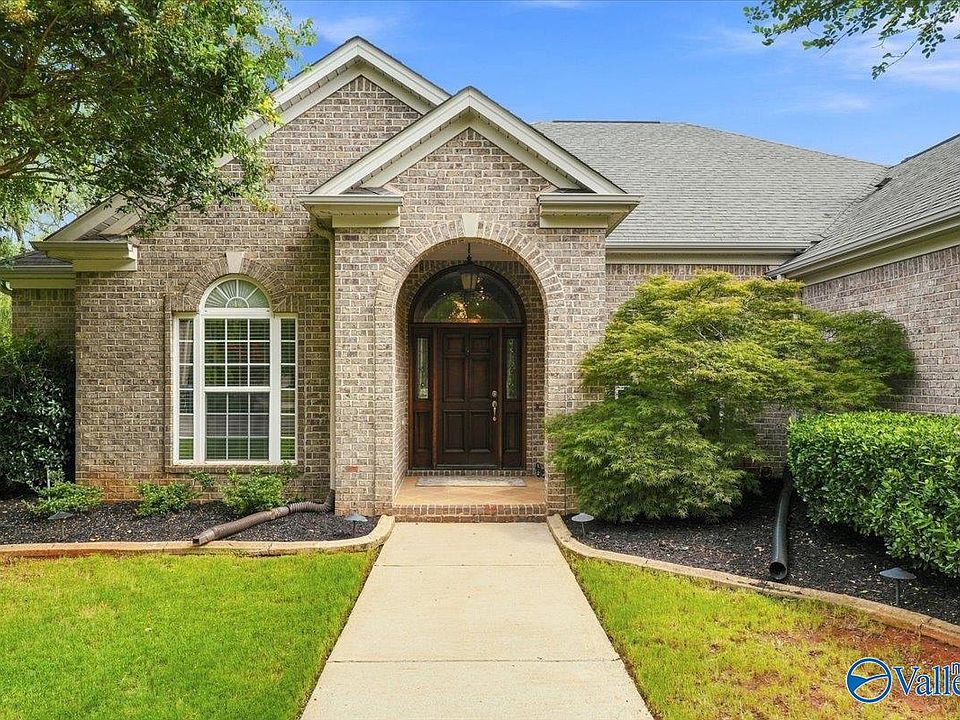 1st image of 11 America Holly Cir SW