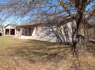 118 Maple St, Commerce, TX 75428