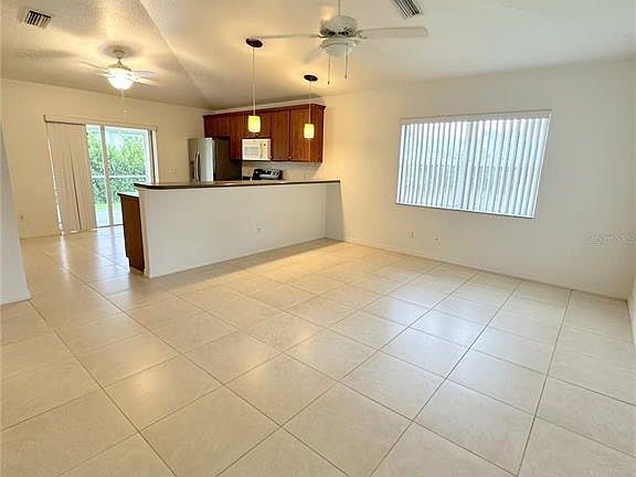 3rd image of 199 Rotonda Blvd W APT C