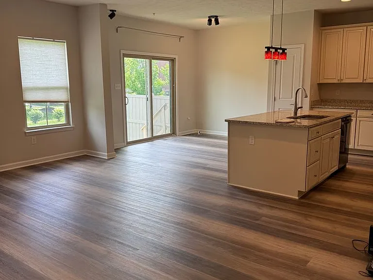 2026 Connecticut Ln — Photo 8