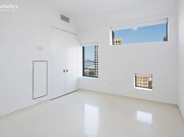 100 Eleventh Avenue image 14 of 19