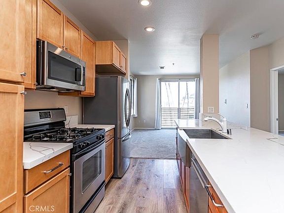 2nd image of 6400 Crescent #313