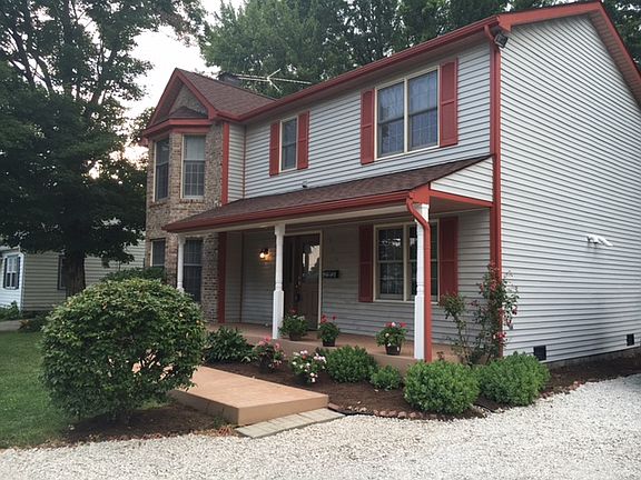 Covered Front Porch