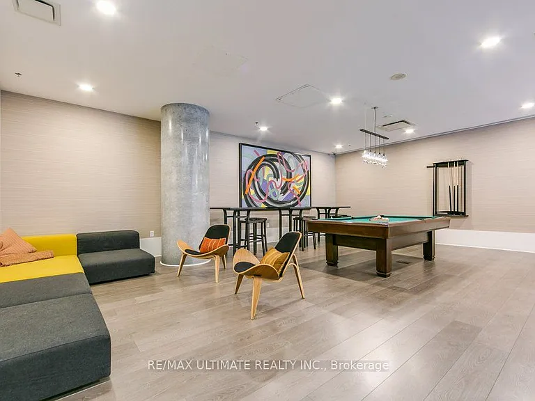 375 King St W #2710 — Photo 26