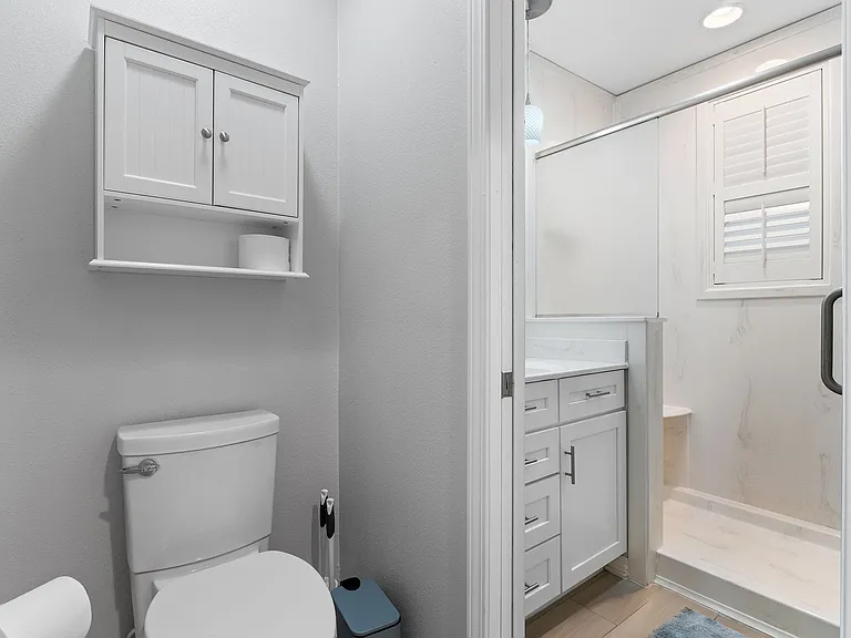 2007 E Gadsden St #103 — Photo 12