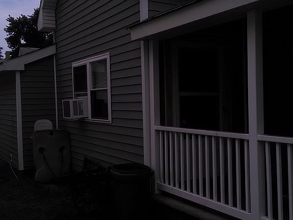 2nd image of 1621 W Vermont St