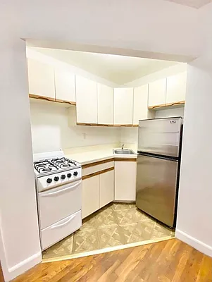 Rented by Corcoran | media 9