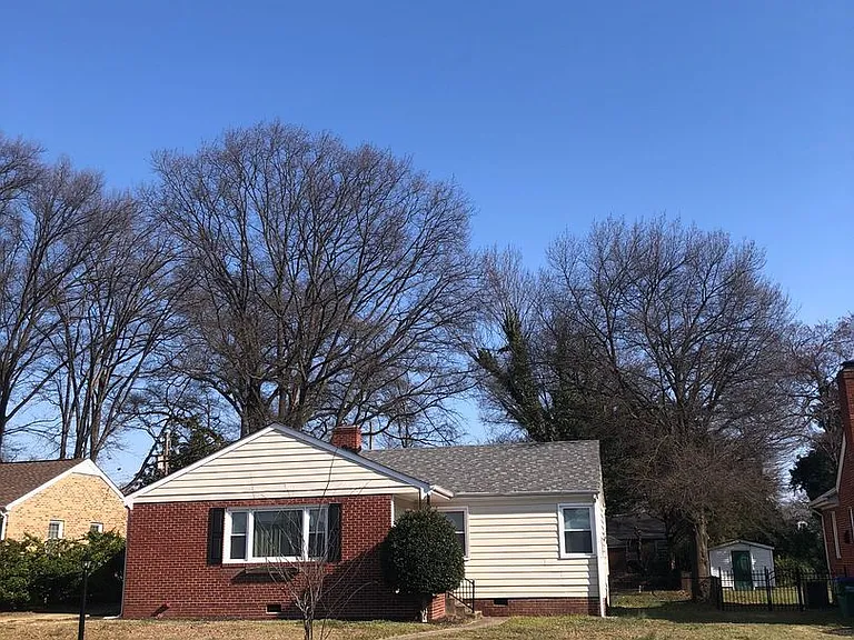 1406 Little John Rd — Photo 4