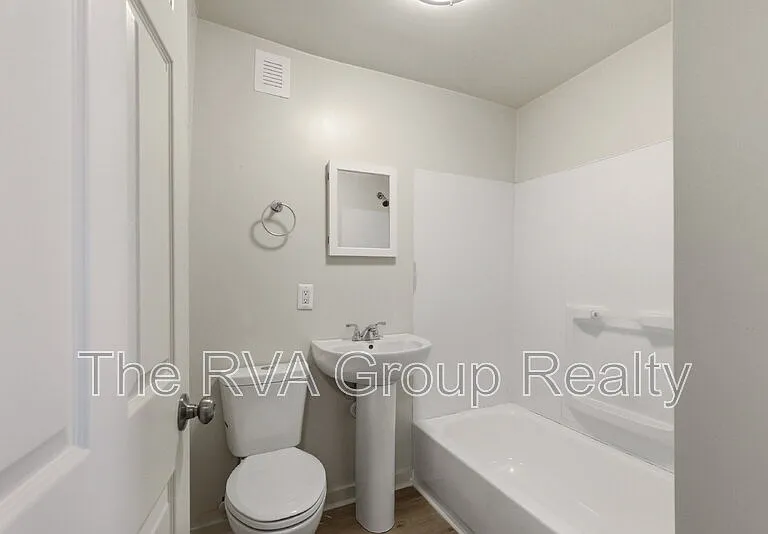 27 S Jefferson St #C — Photo 12