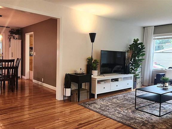 2nd image of 221 Moreland Ave