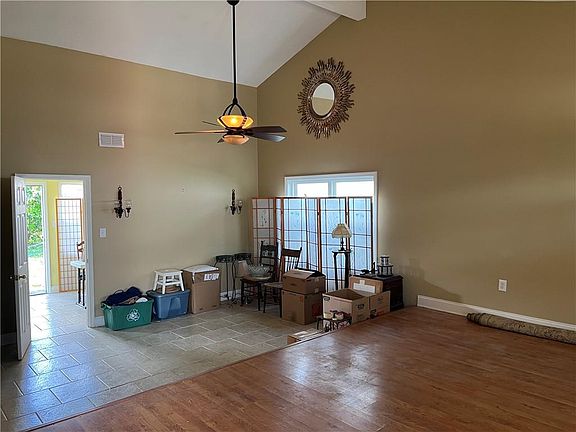 4th image of 2316 Eastmere St