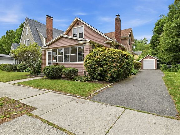 3rd image of 54 Thorndyke St