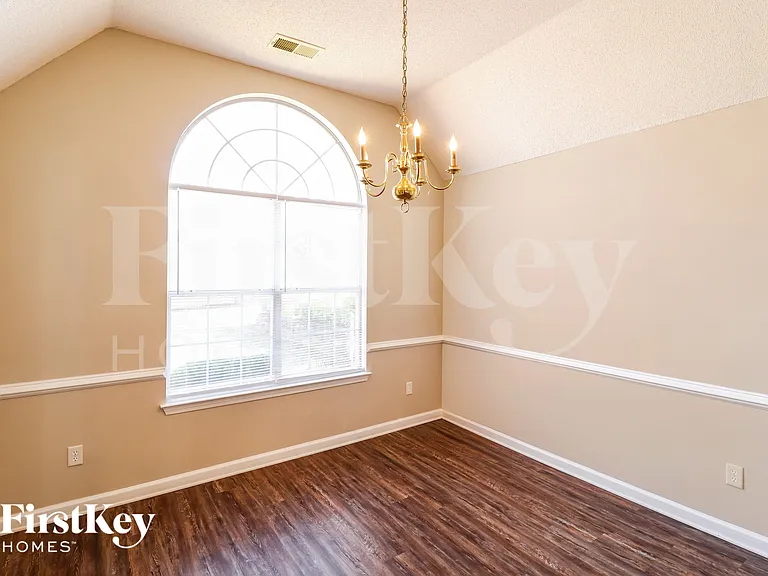 1523 Beringer Dr — Photo 6