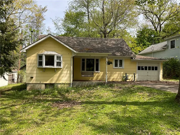 6985-34 Embury Ave, Perry, NY 14530