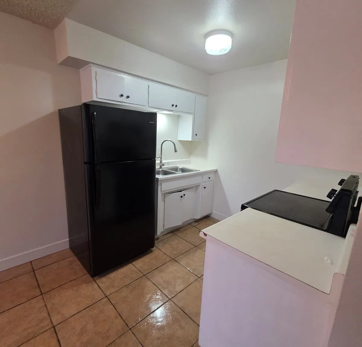 2616 Lynnwood St — Photo 3