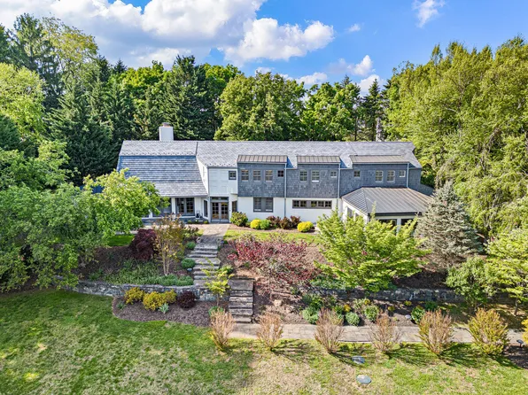 203 Haystack Ln, Wilmington, DE 19807