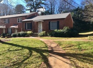2630 A Greenbrier Rd, Winston Salem, NC 27104